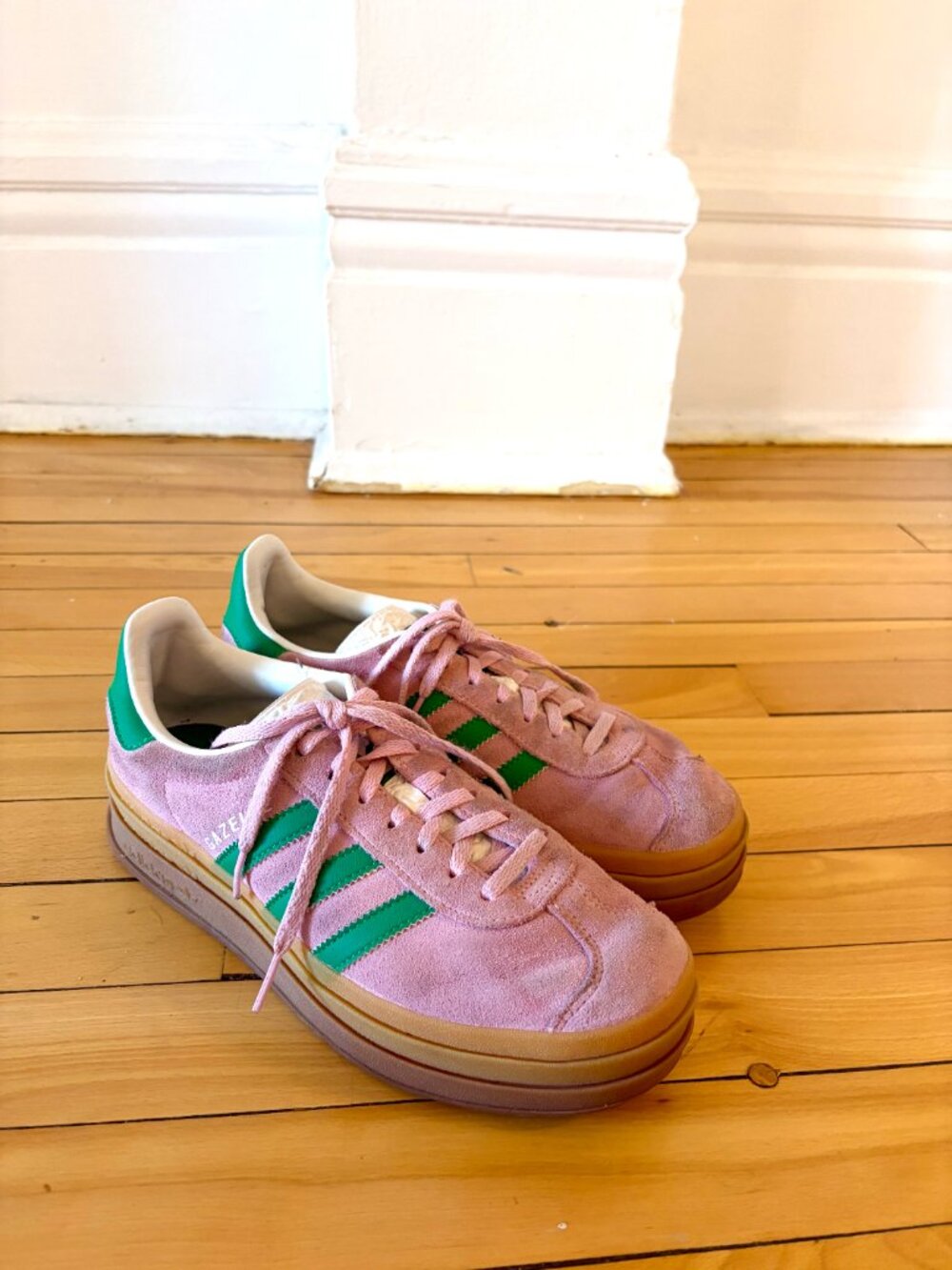 Adidas Gazelle pink and green - Size 7.5 - Picture 4 of 4